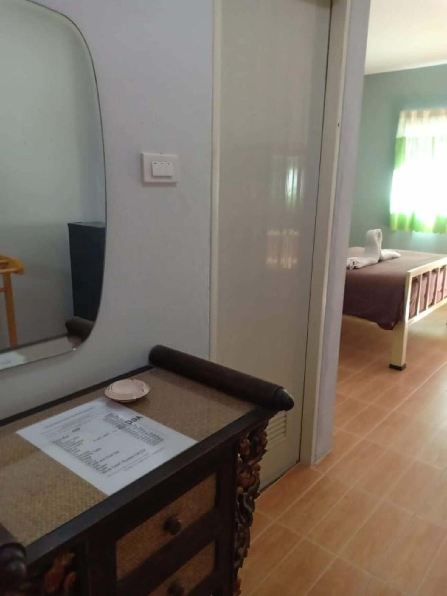 Chandra Hostel كو تاو المظهر الخارجي الصورة