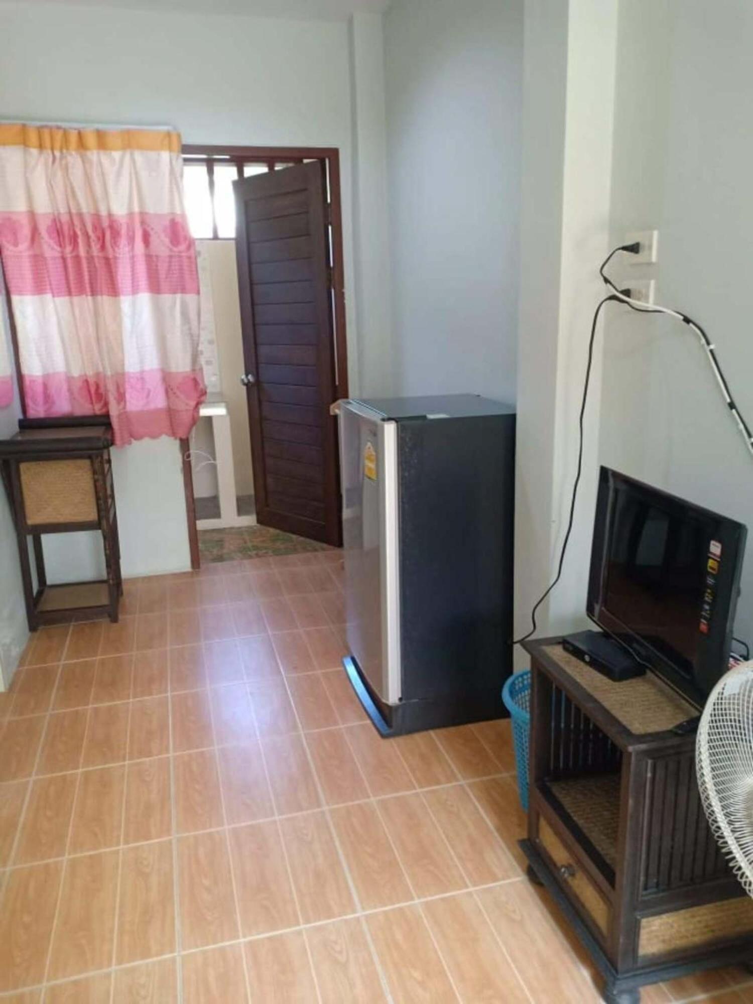 Chandra Hostel كو تاو المظهر الخارجي الصورة